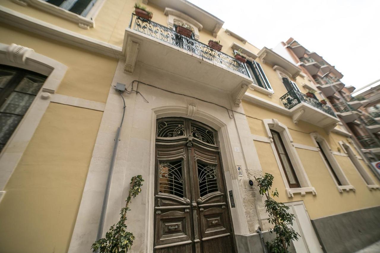 4 Balconi Liberty Apartments Lecce Luaran gambar