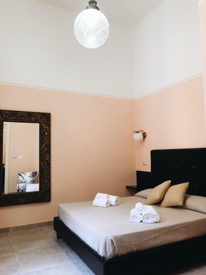 4 Balconi Liberty Apartments Lecce Luaran gambar