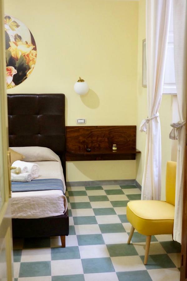 4 Balconi Liberty Apartments Lecce Luaran gambar