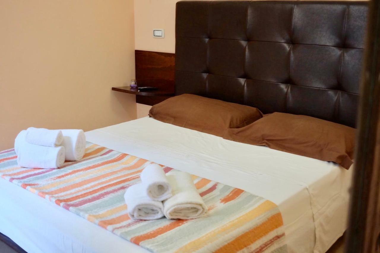 4 Balconi Liberty Apartments Lecce Luaran gambar