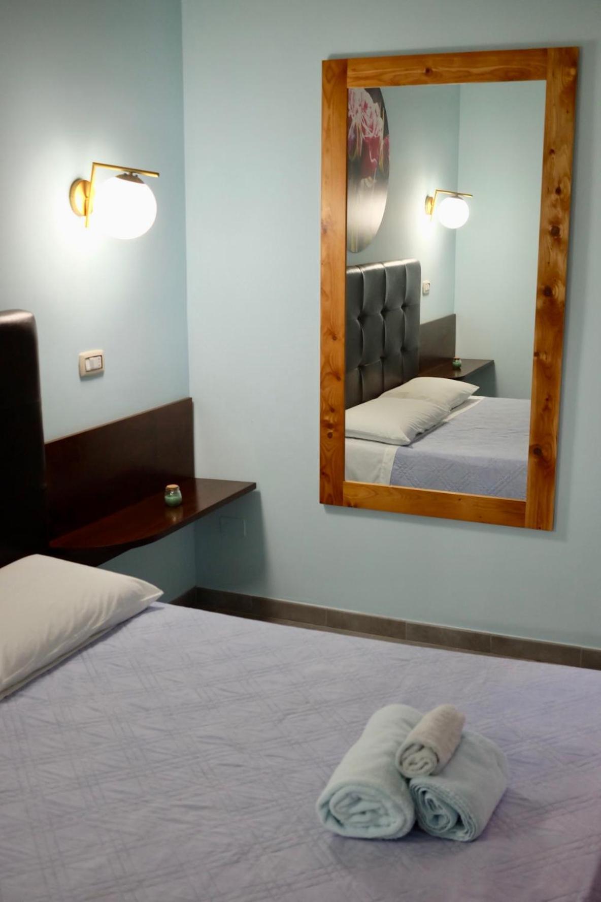 4 Balconi Liberty Apartments Lecce Luaran gambar