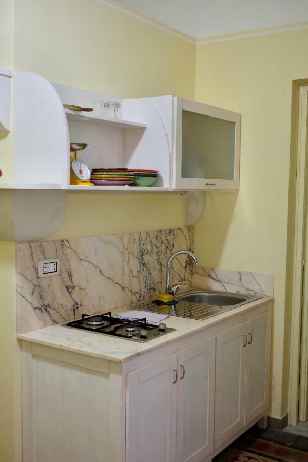 4 Balconi Liberty Apartments Lecce Luaran gambar